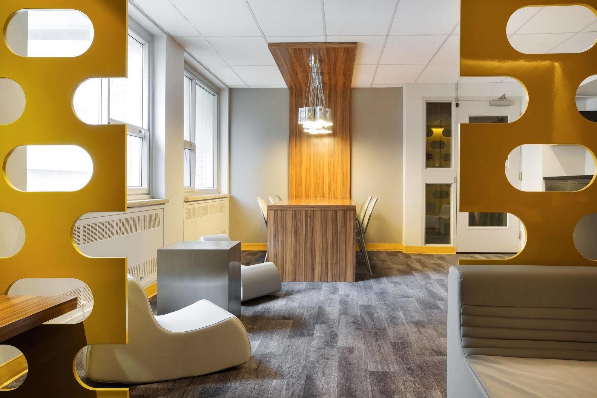 Zum Auberge D'Ete - Universite De Montreal Zewnętrze zdjęcie